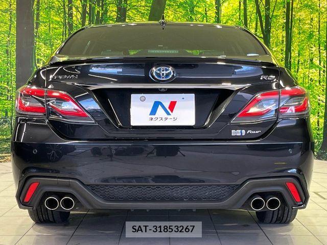 Toyota CROWN SEDAN 2018-06 8658584-14