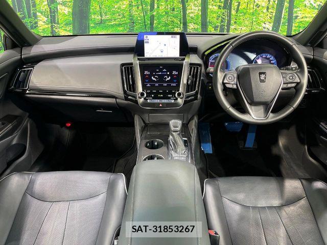 Toyota CROWN SEDAN 2018-06 8658584-1