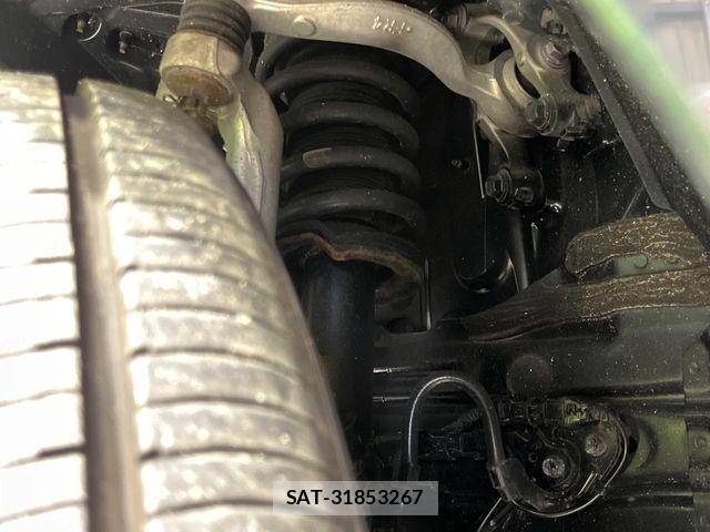 Toyota CROWN SEDAN 2018-06 8658584-19