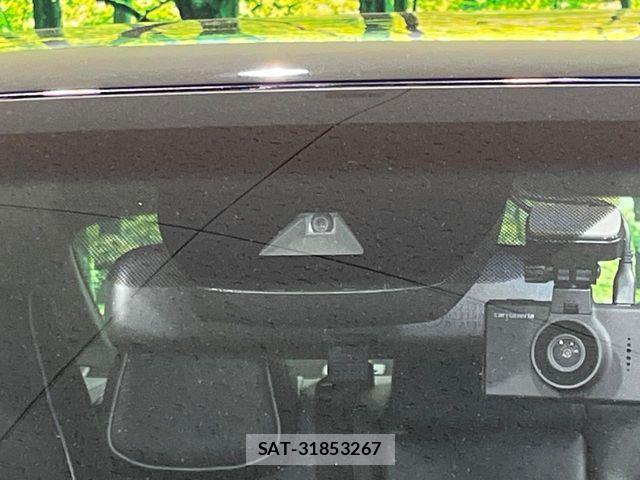 Toyota CROWN SEDAN 2018-06 8658584-4