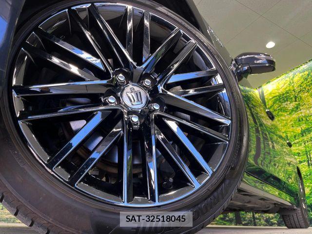 Toyota CROWN SEDAN 2014-09 8658585-16