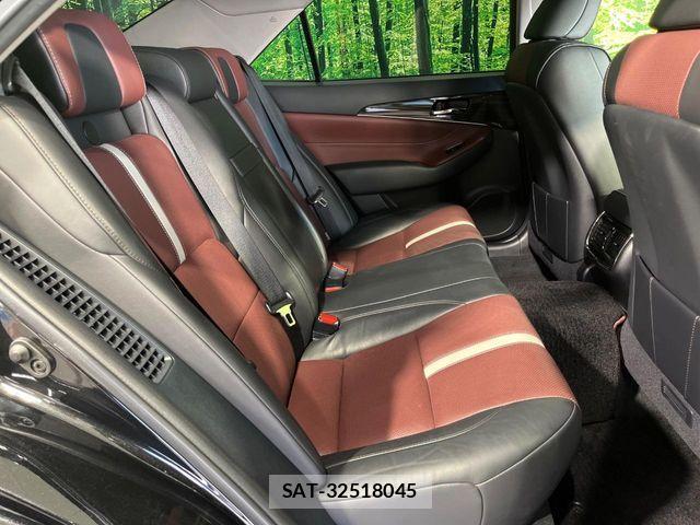 Toyota CROWN SEDAN 2014-09 8658585-8