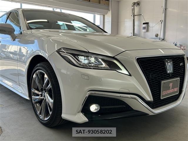 Toyota CROWN SEDAN 2021-08 8741434-10