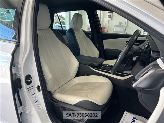 Toyota CROWN SEDAN 2021-08 8741434-22