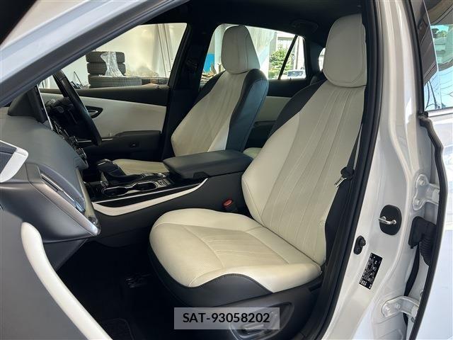 Toyota CROWN SEDAN 2021-08 8741434-24