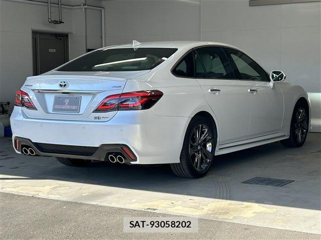Toyota CROWN SEDAN 2021-08 8741434-4