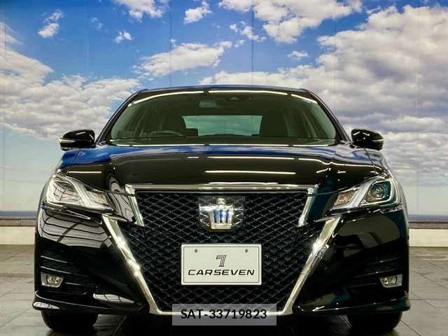 Toyota CROWN SEDAN 2017-06 8741440-10
