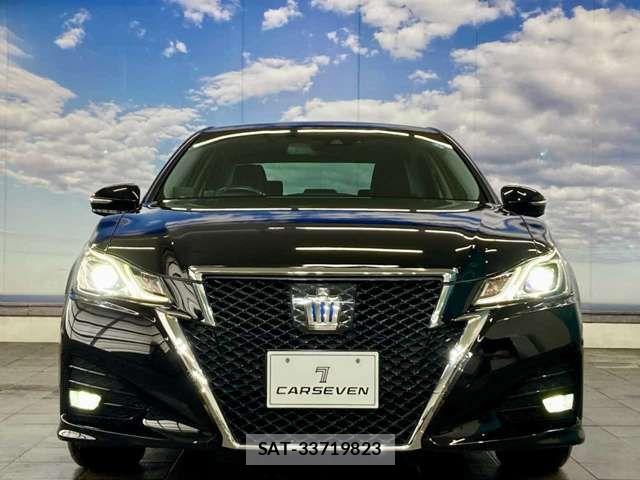 Toyota CROWN SEDAN 2017-06 8741440-11