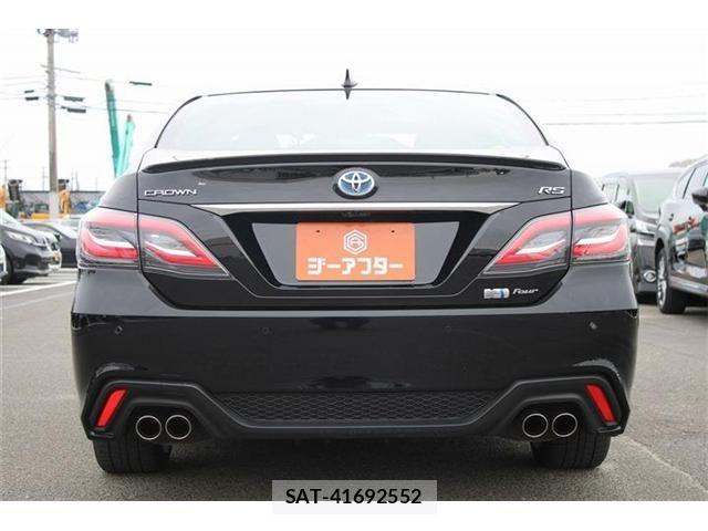 Toyota CROWN SEDAN 2020-04 8741438-11
