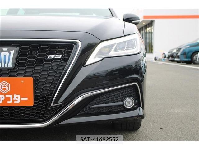 Toyota CROWN SEDAN 2020-04 8741438-15