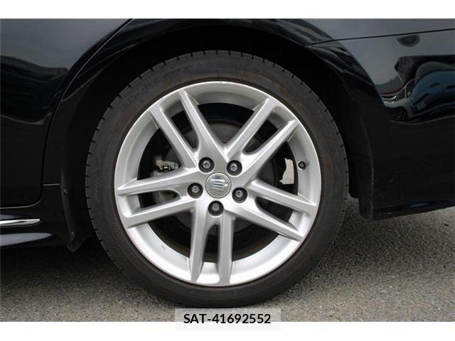 Toyota CROWN SEDAN 2020-04 8741438-23