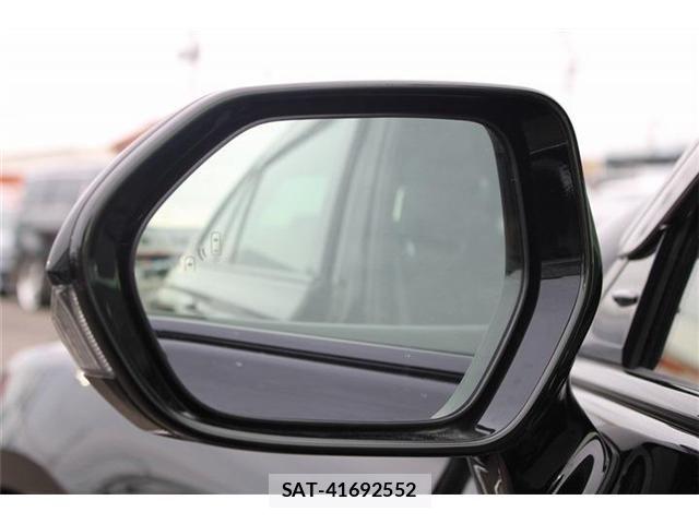 Toyota CROWN SEDAN 2020-04 8741438-28