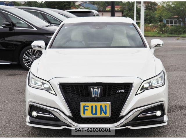 Toyota CROWN SEDAN 2021-02 8741433-1