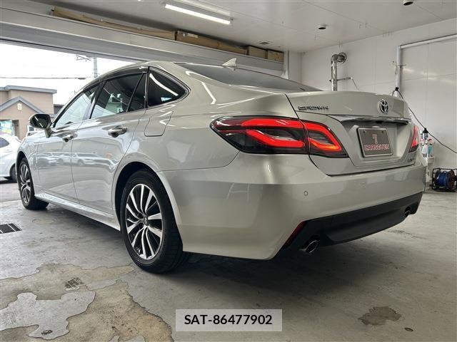 Toyota CROWN SEDAN 2020-11 8741437-6