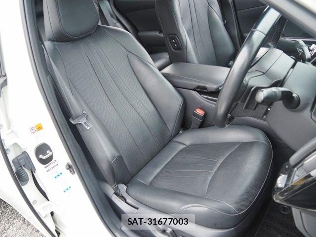 Toyota CROWN SEDAN 2020-11 8741436-11