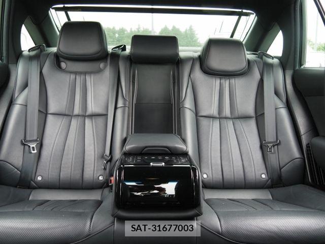 Toyota CROWN SEDAN 2020-11 8741436-13