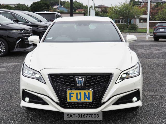 Toyota CROWN SEDAN 2020-11 8741436-1
