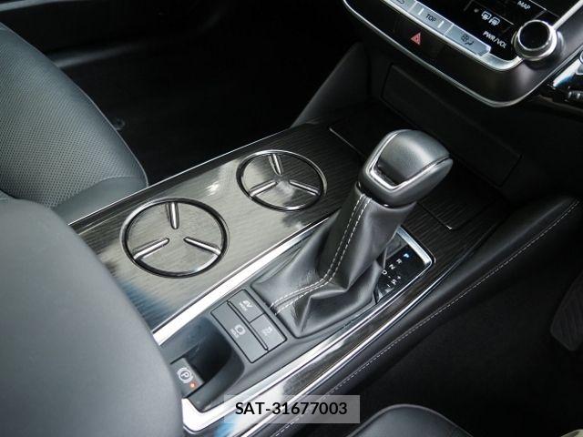 Toyota CROWN SEDAN 2020-11 8741436-28