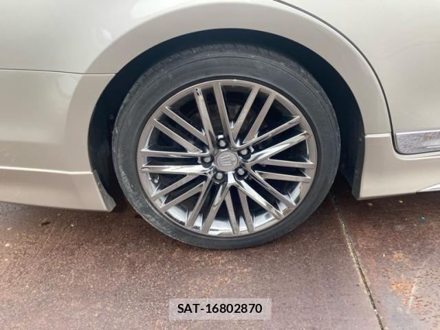 Toyota CROWN SEDAN 2015-12 8779895-9
