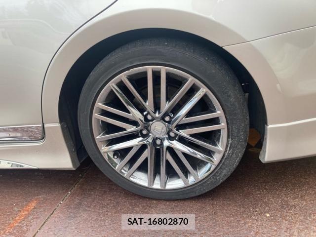 Toyota CROWN SEDAN 2015-12 8779895-10