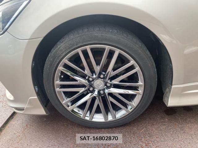 Toyota CROWN SEDAN 2015-12 8779895-11
