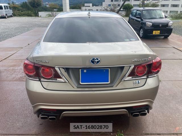 Toyota CROWN SEDAN 2015-12 8779895-4