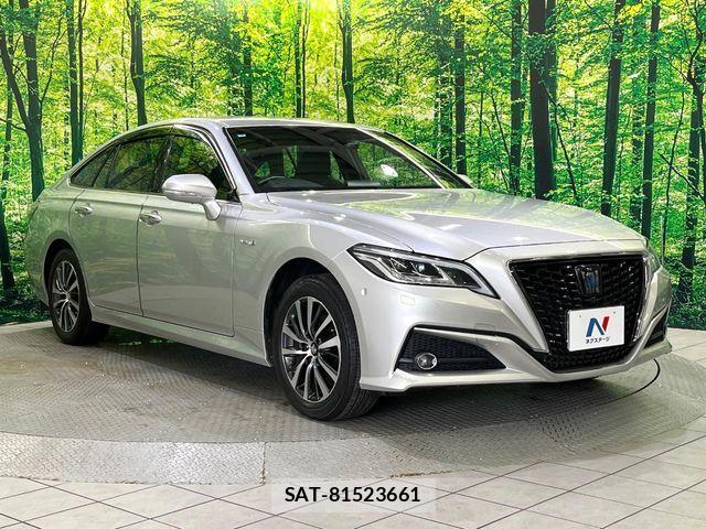Toyota CROWN SEDAN 2019-06 8795641-15