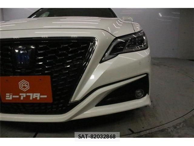 Toyota CROWN SEDAN 2019-01 8795643-13