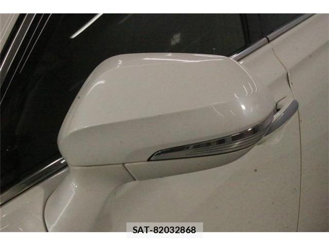 Toyota CROWN SEDAN 2019-01 8795643-16