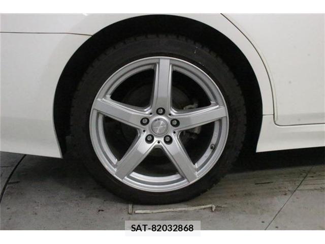 Toyota CROWN SEDAN 2019-01 8795643-25