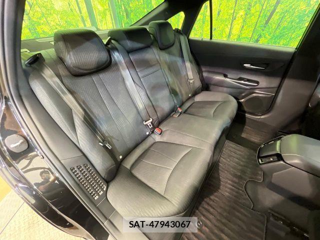 Toyota CROWN SEDAN 2019-08 8828434-9