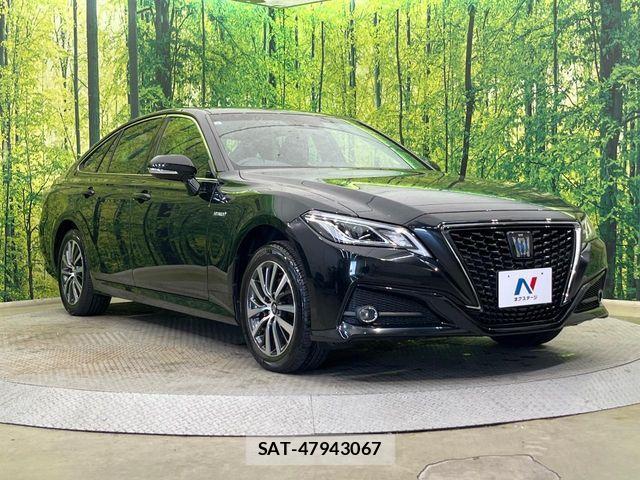 Toyota CROWN SEDAN 2019-08 8828434-15