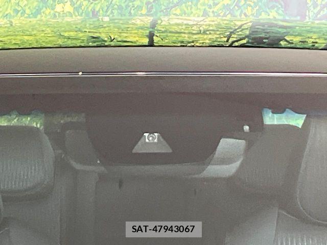 Toyota CROWN SEDAN 2019-08 8828434-2