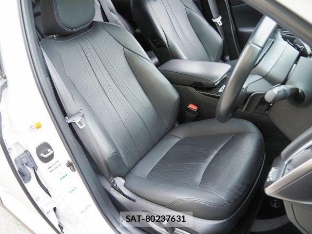 Toyota CROWN SEDAN 2021-12 8828433-10