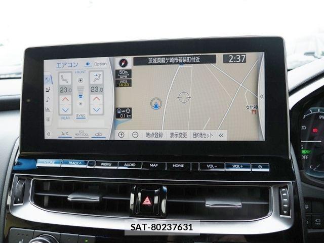 Toyota CROWN SEDAN 2021-12 8828433-16