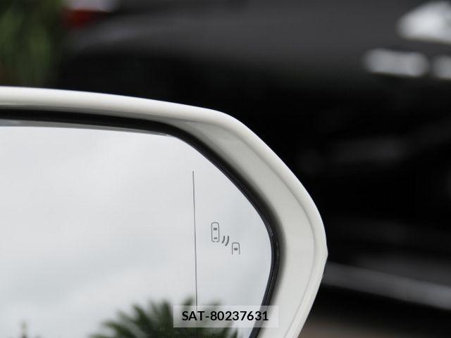 Toyota CROWN SEDAN 2021-12 8828433-18