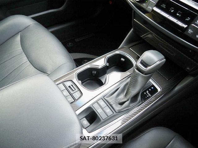 Toyota CROWN SEDAN 2021-12 8828433-27
