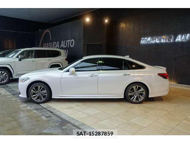 Toyota CROWN SEDAN 2020-11 8848592-3