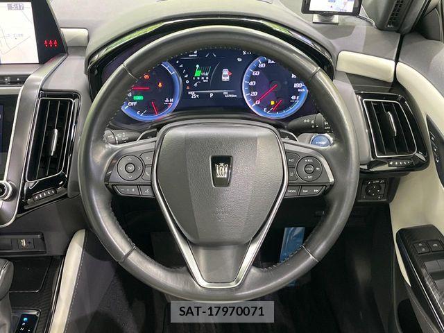 Toyota CROWN SEDAN 2018-09 8879281-10