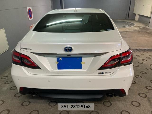 Toyota CROWN SEDAN 2019-10 8879282-4