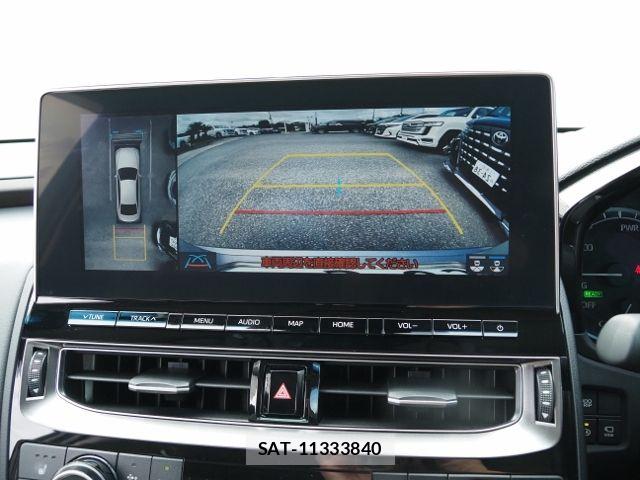 Toyota CROWN SEDAN 2021-07 8879280-15