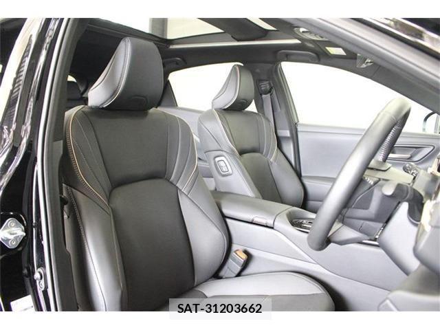 Toyota CROWN 2024-03 1219815-9