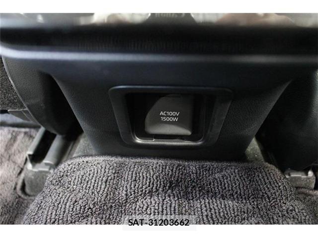 Toyota CROWN 2024-03 1219815-17