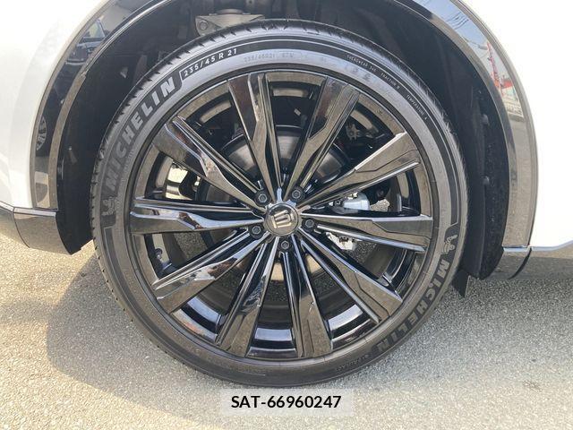 Toyota CROWN 2024-11 1256167-27