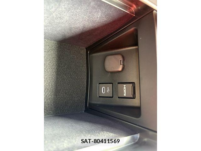 Toyota CROWN 2024-06 1256165-28