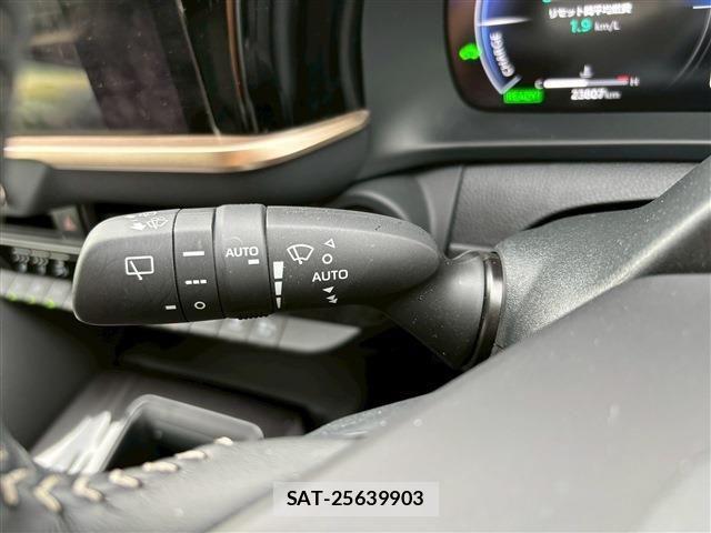 Toyota CROWN 2024-02 1308965-27