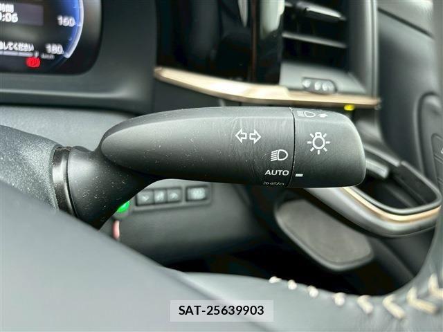 Toyota CROWN 2024-02 1308965-28
