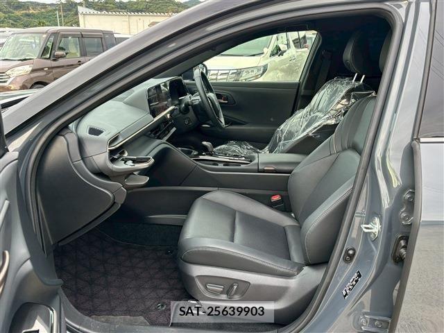 Toyota CROWN 2024-02 1308965-2