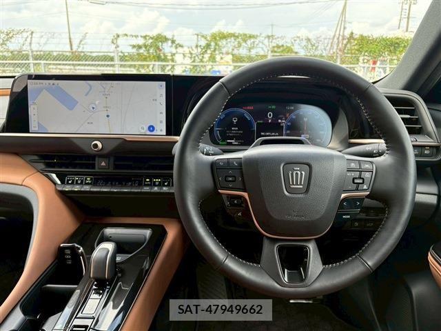 Toyota CROWN 2024-04 1330252-23