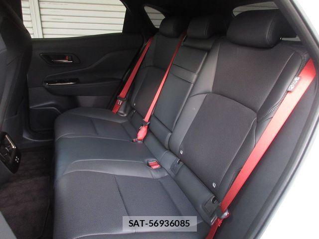 Toyota CROWN 2024-10 1445235-10